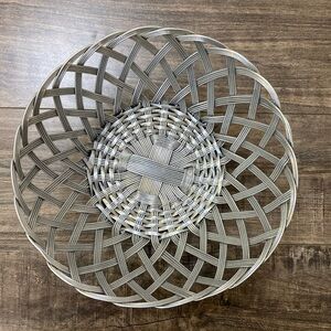 Vintage IHI woven metal silver tone bread basket 9”